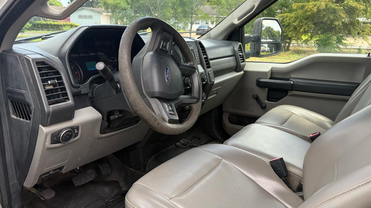 Ford Super Duty F-350 SRW XLT 2WD Reg Cab 8' Box 2020