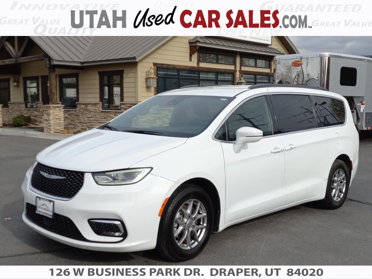 2022 Chrysler Pacifica Touring FWD