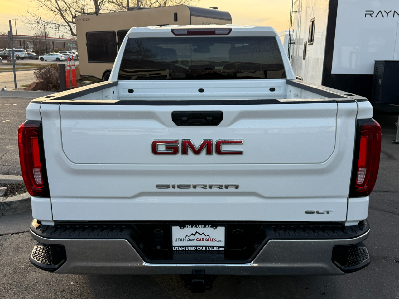 GMC Sierra 1500 4WD Crew Cab 147" SLT 2024