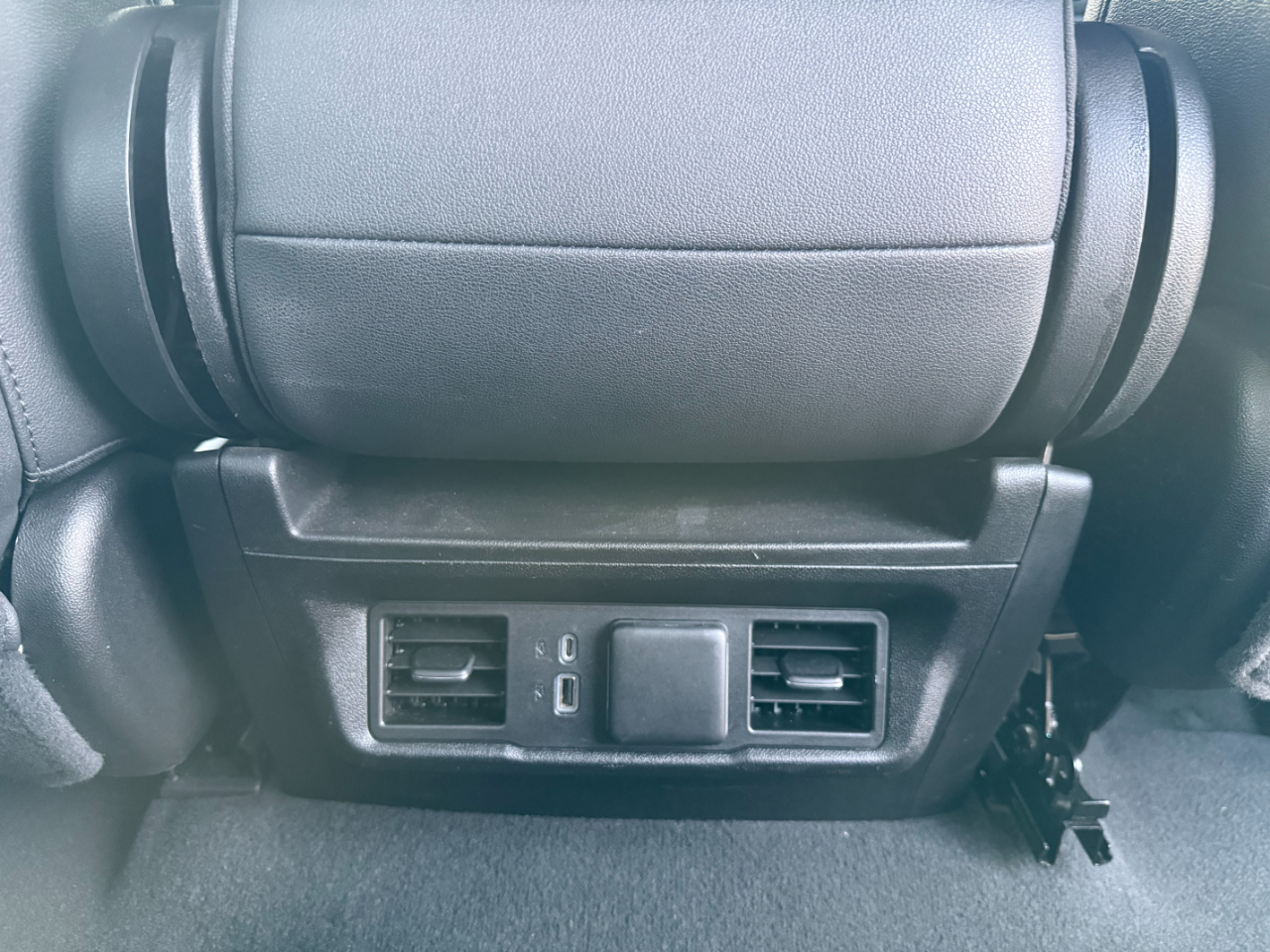 GMC Sierra 1500 4WD Crew Cab 147" SLT 2024