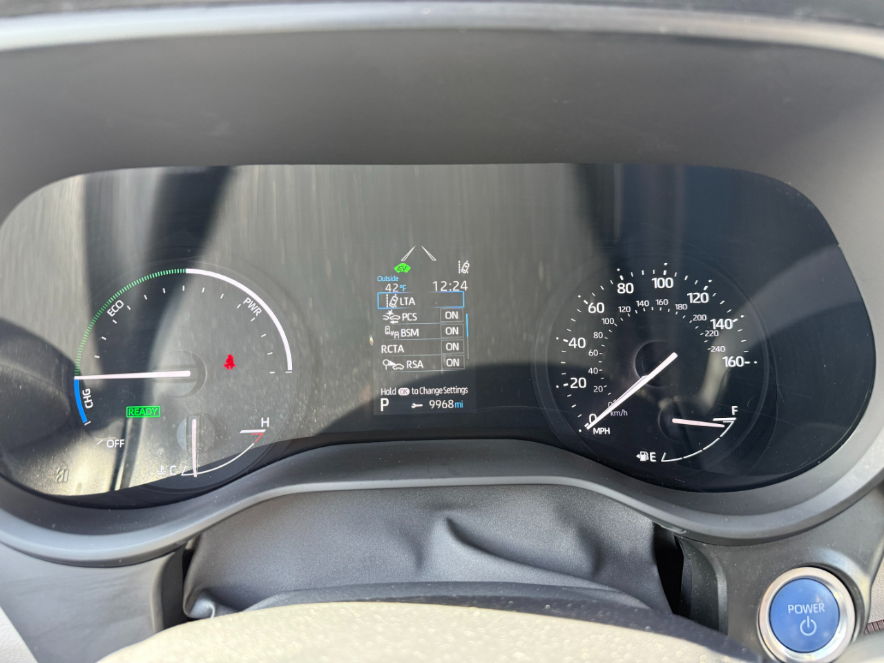 Toyota Sienna LE FWD 8-Passenger (Natl) 2024