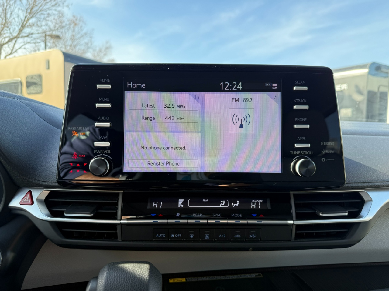 Toyota Sienna LE FWD 8-Passenger (Natl) 2024