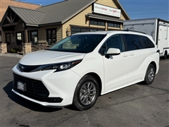 2024 Toyota Sienna 