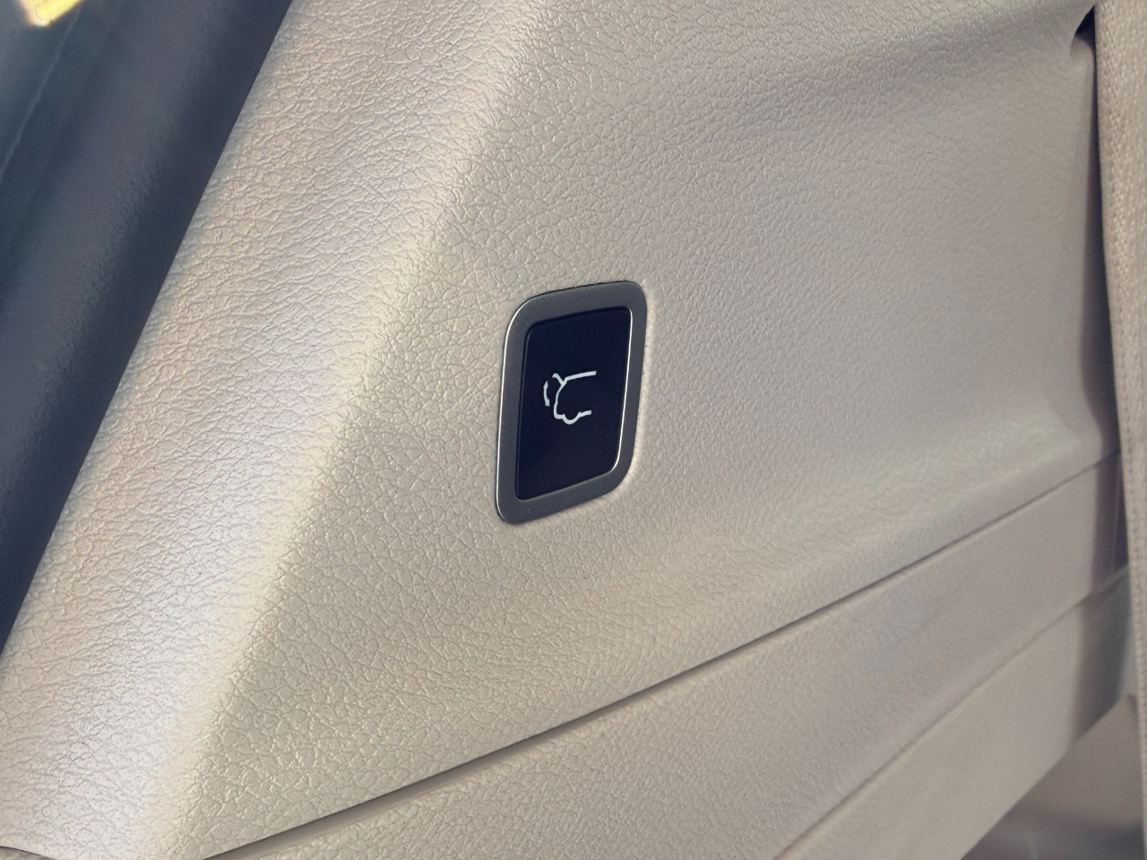 Chrysler Voyager LX FWD 2023