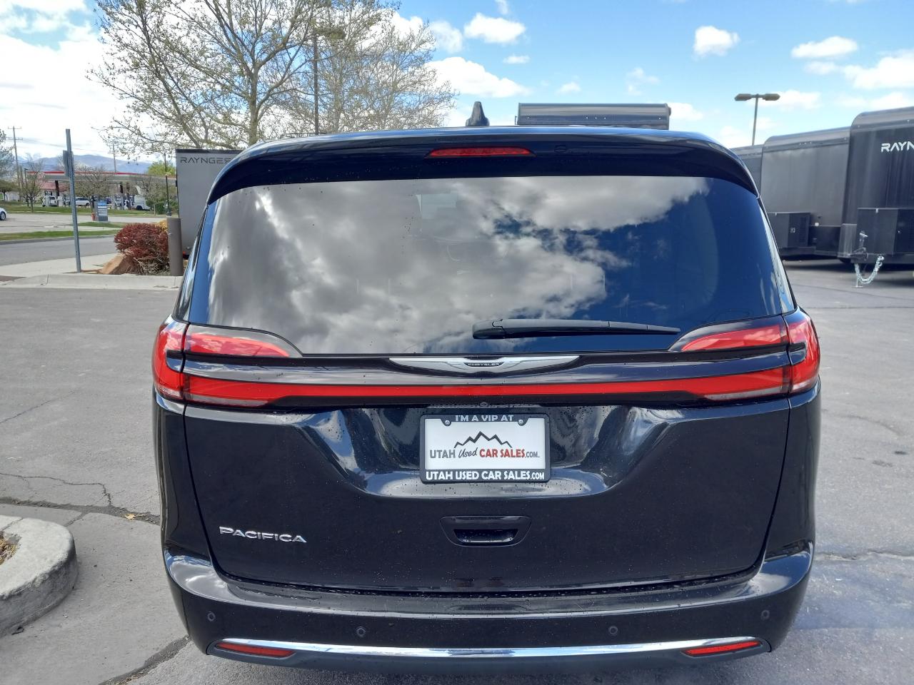 Chrysler Pacifica Touring L FWD 2023