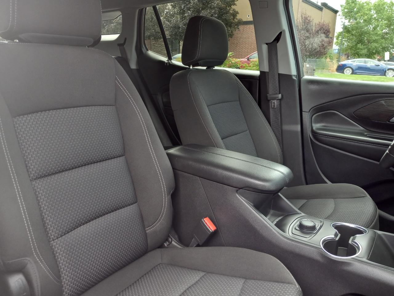 GMC Terrain FWD 4dr SLE 2024