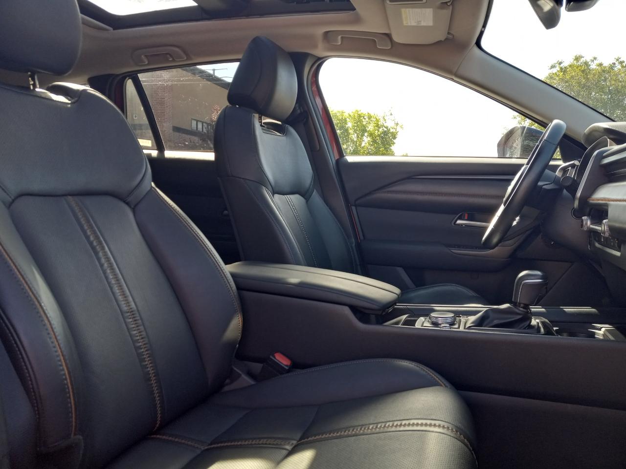 Mazda CX-50 Hybrid Premium Package AWD 2025