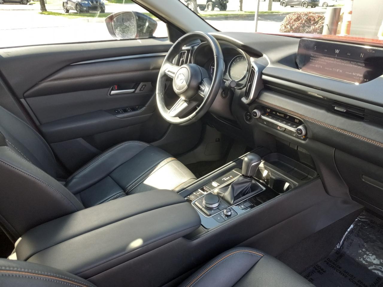 Mazda CX-50 Hybrid Premium Package AWD 2025