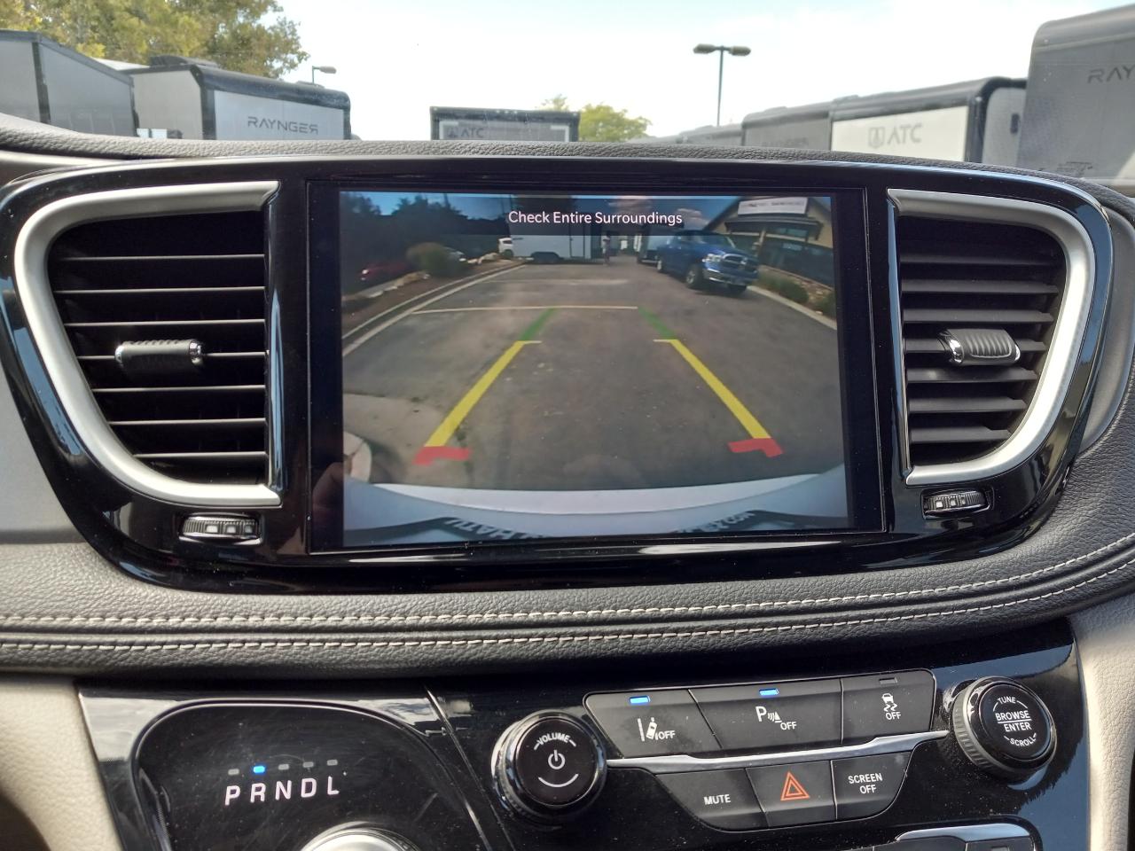 Chrysler Pacifica Hybrid Select FWD 2024