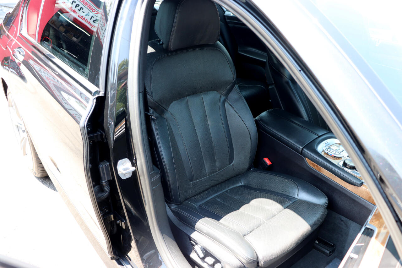 BMW 7 Series 740i xDrive Sedan 2018 BMW 7 Series 740i xDrive Sedan 2018