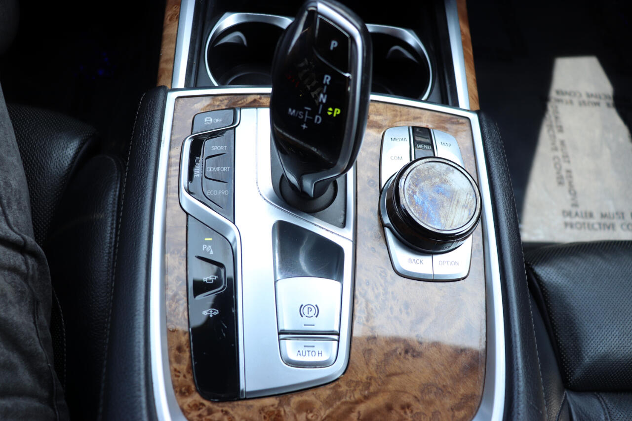 BMW 7 Series 740i xDrive Sedan 2018 BMW 7 Series 740i xDrive Sedan 2018