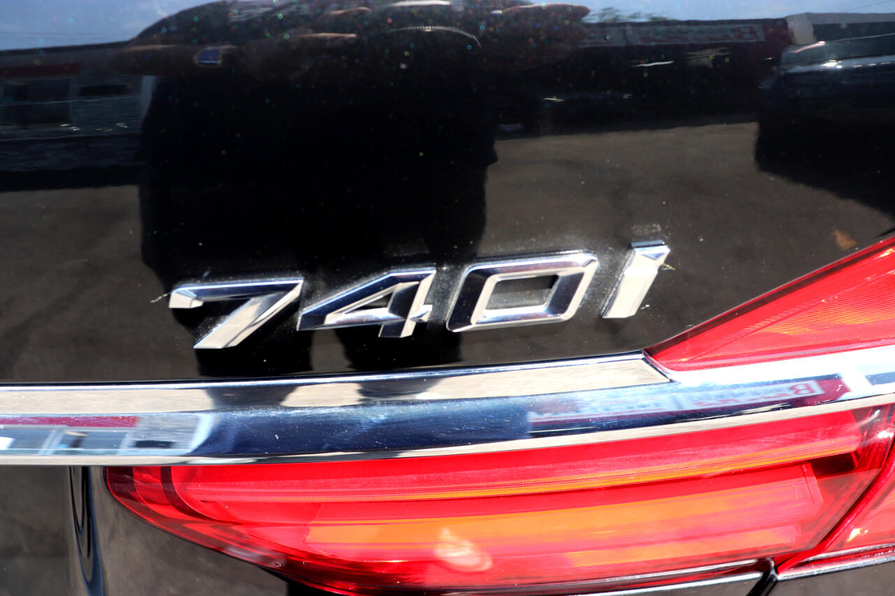 BMW 7 Series 740i xDrive Sedan 2018 BMW 7 Series 740i xDrive Sedan 2018