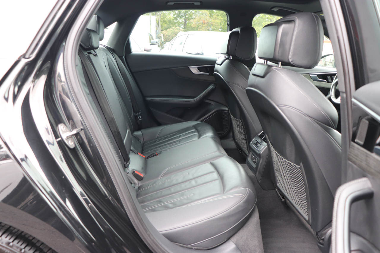 2023 Audi A4 S line Premium Plus 45 TFSI Quattro photo 10