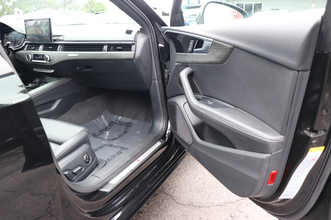 2023 Audi A4 S line Premium Plus 45 TFSI Quattro photo 12