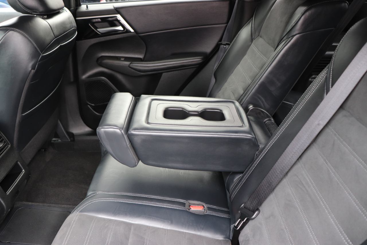 2024 Mitsubishi Outlander SE S-AWC photo 24