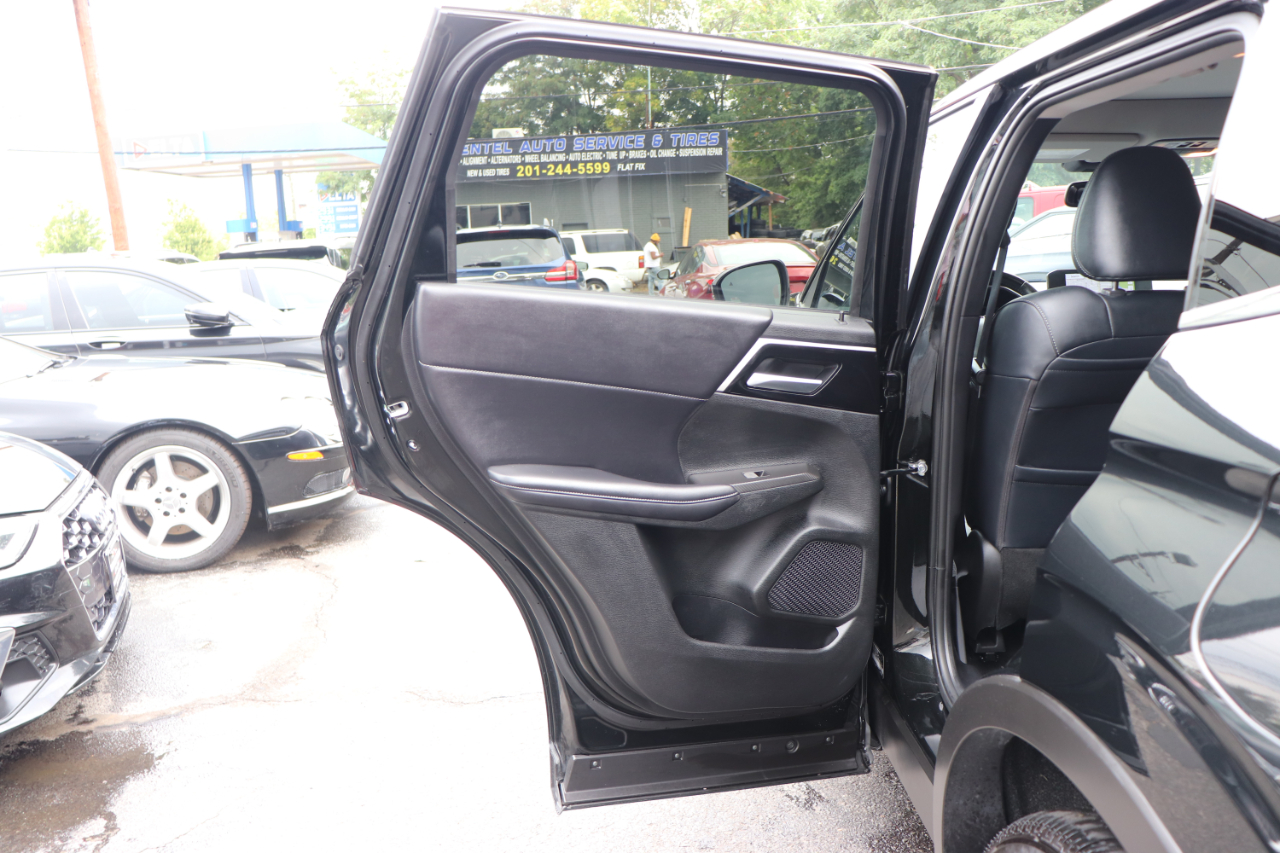 2024 Mitsubishi Outlander SE S-AWC photo 26