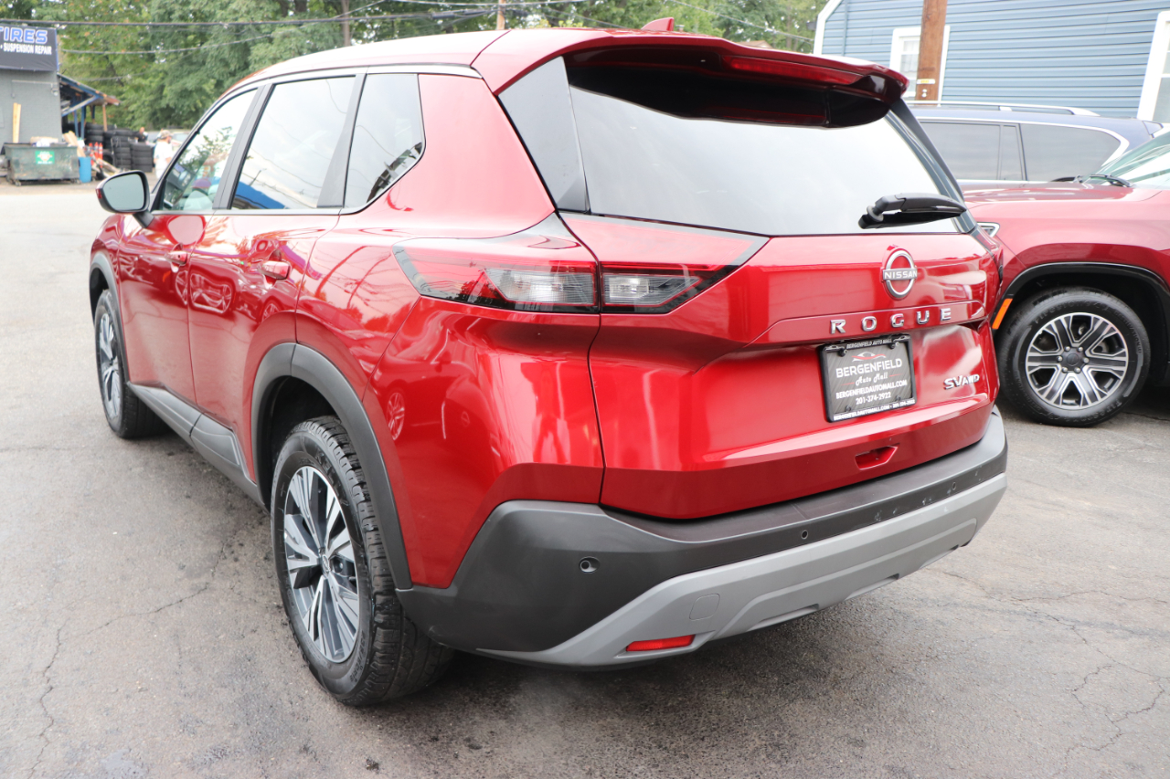 2023 Nissan Rogue SV photo 3