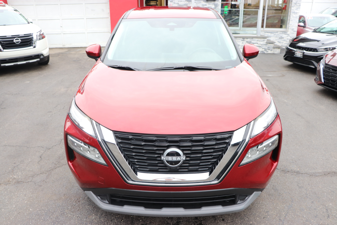 2023 Nissan Rogue SV photo 9
