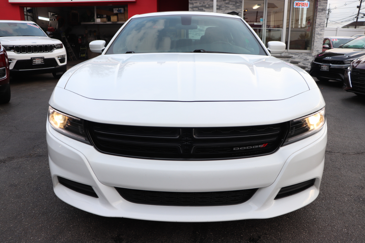 2022 Dodge Charger SXT photo 6