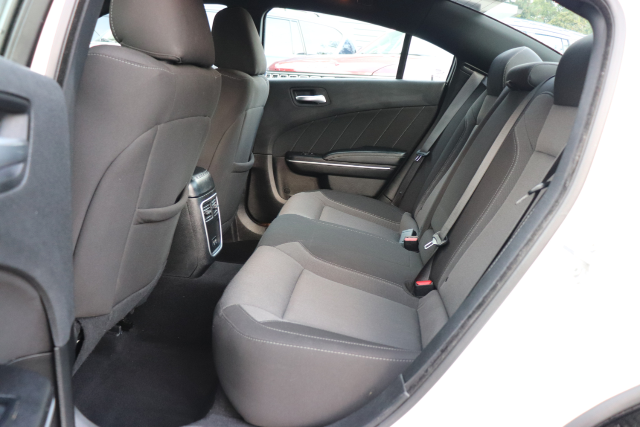 2022 Dodge Charger SXT photo 10