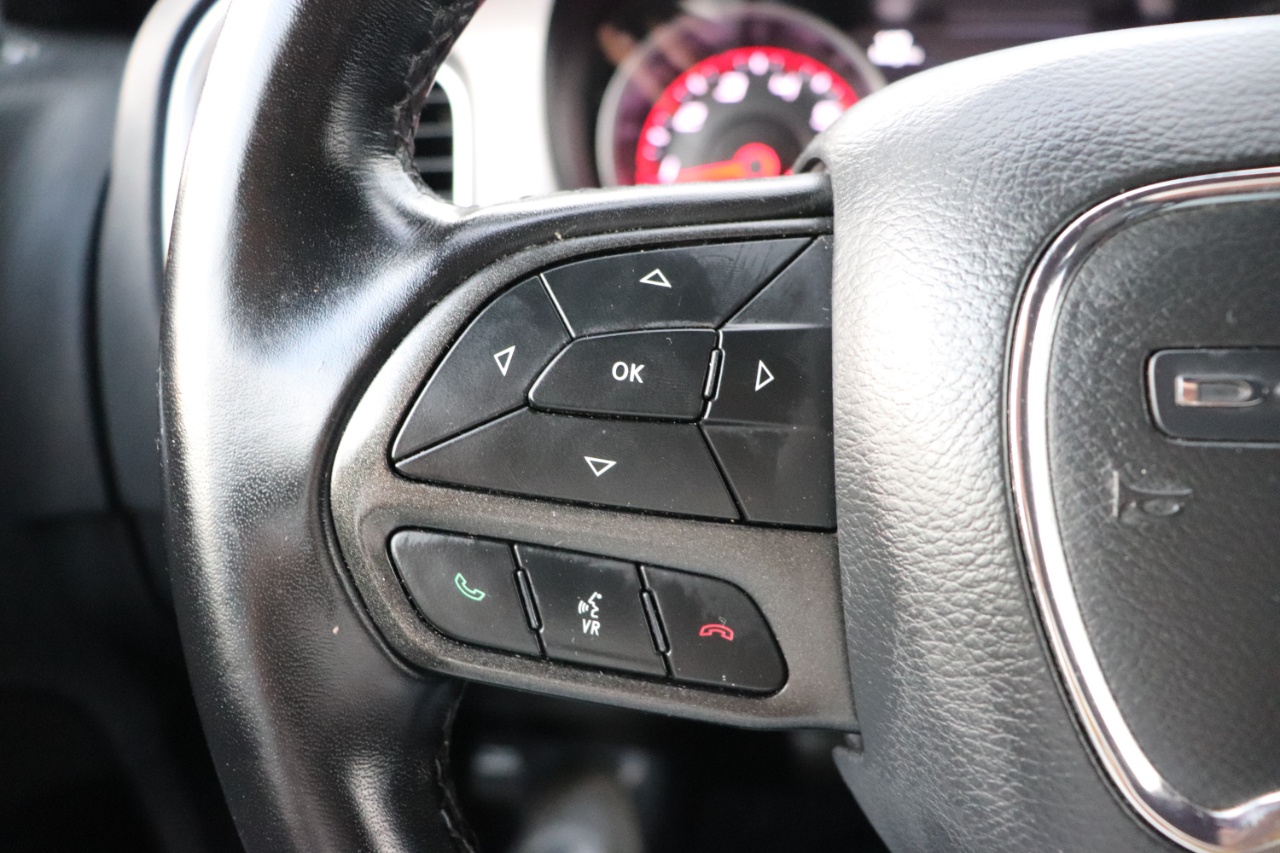 2022 Dodge Charger SXT photo 25