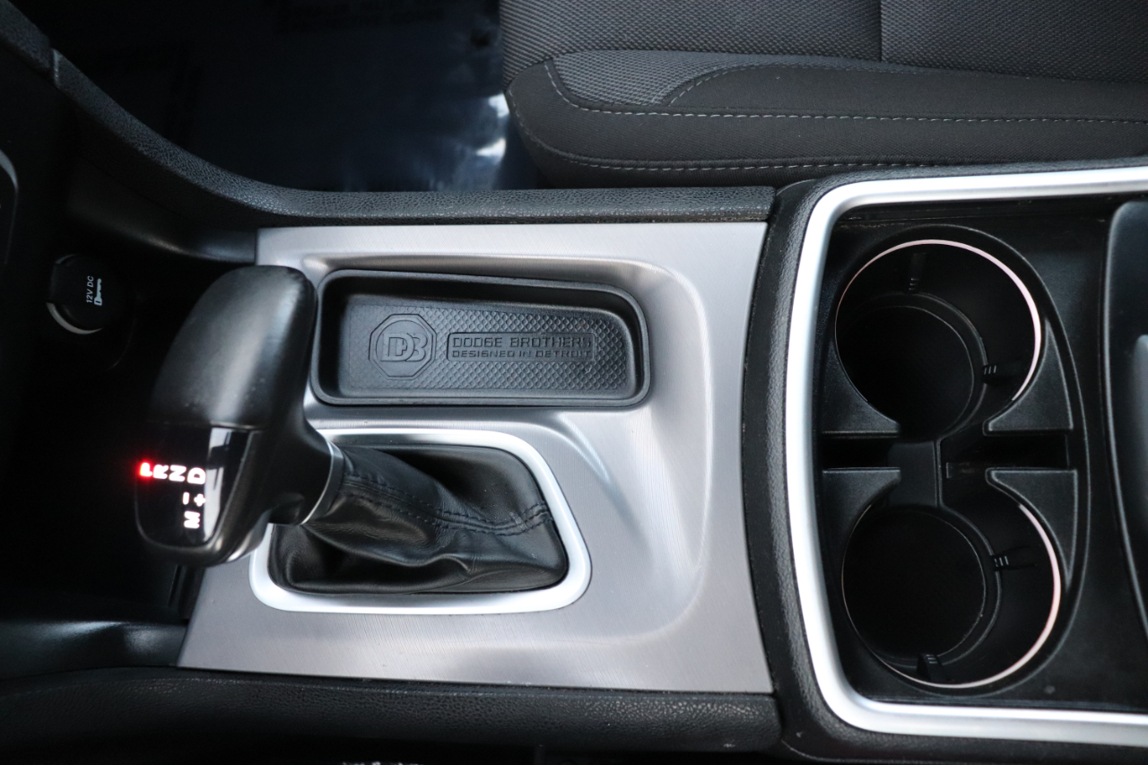 2022 Dodge Charger SXT photo 31