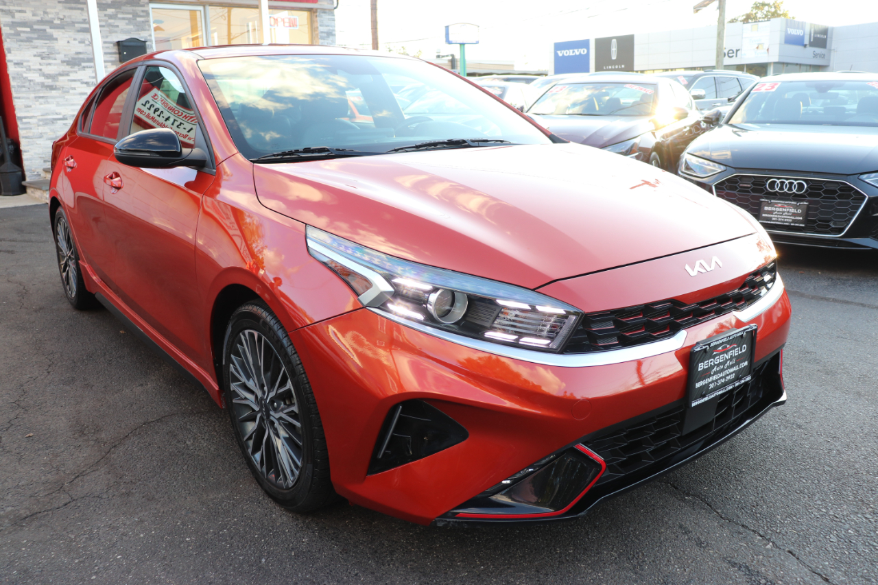 2023 Kia Forte GT-Line photo 7