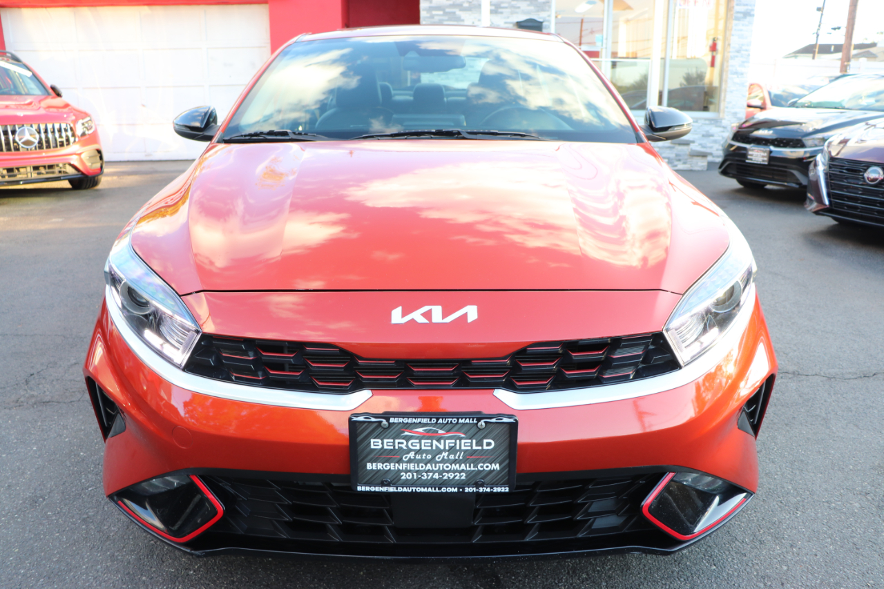 2023 Kia Forte GT-Line photo 8