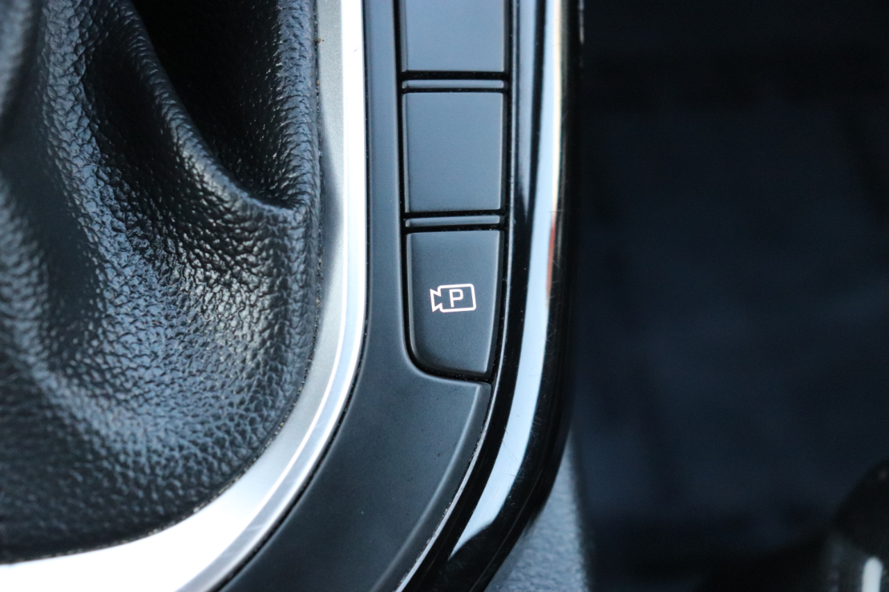 2023 Kia Forte GT-Line photo 35