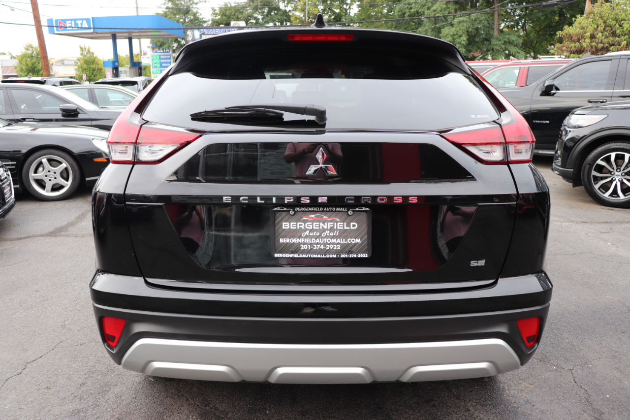 2024 Mitsubishi Eclipse Cross SE photo 4