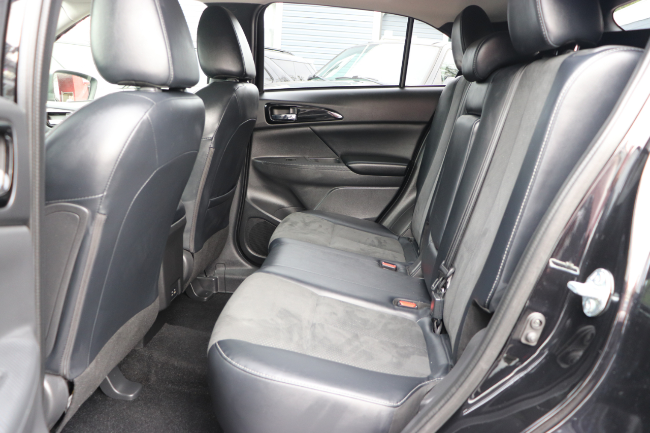 2024 Mitsubishi Eclipse Cross SE photo 11