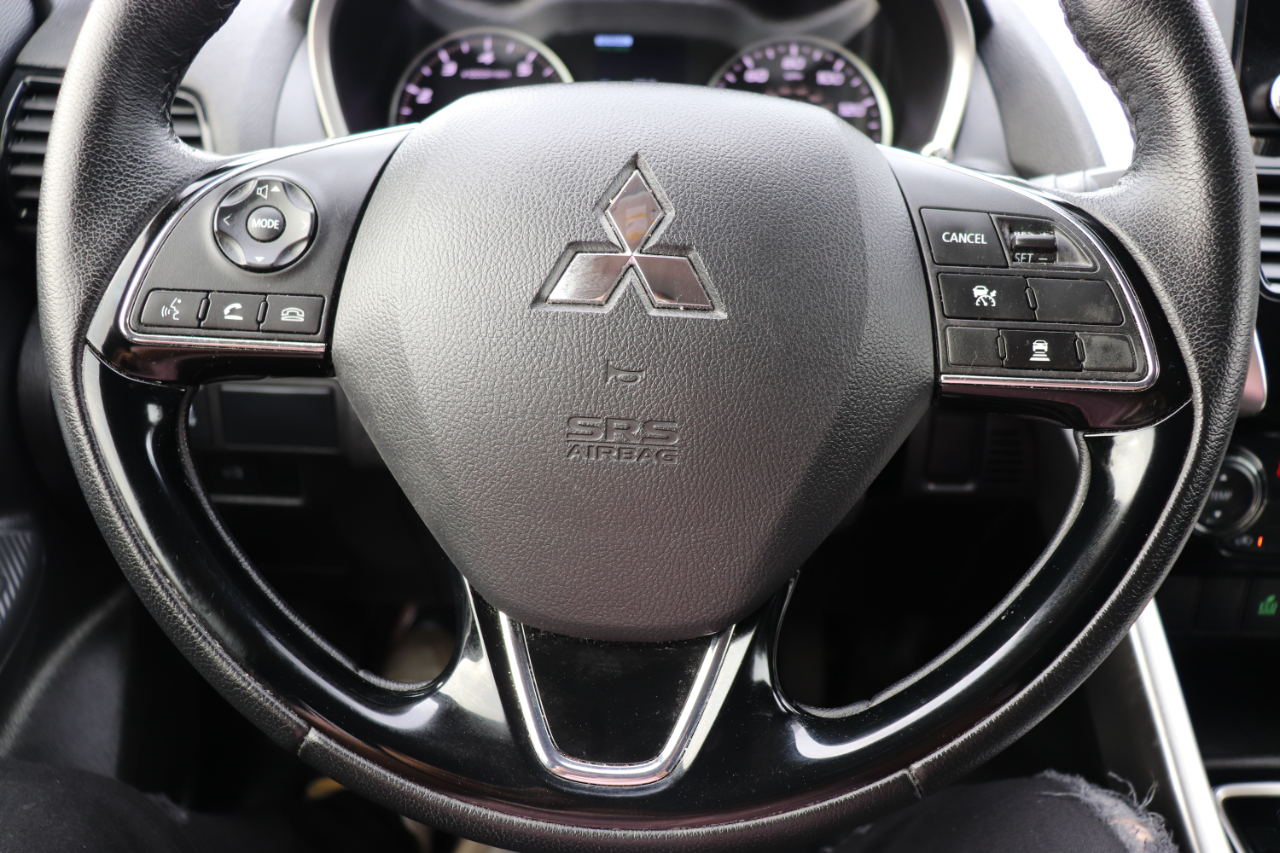 2024 Mitsubishi Eclipse Cross SE photo 24