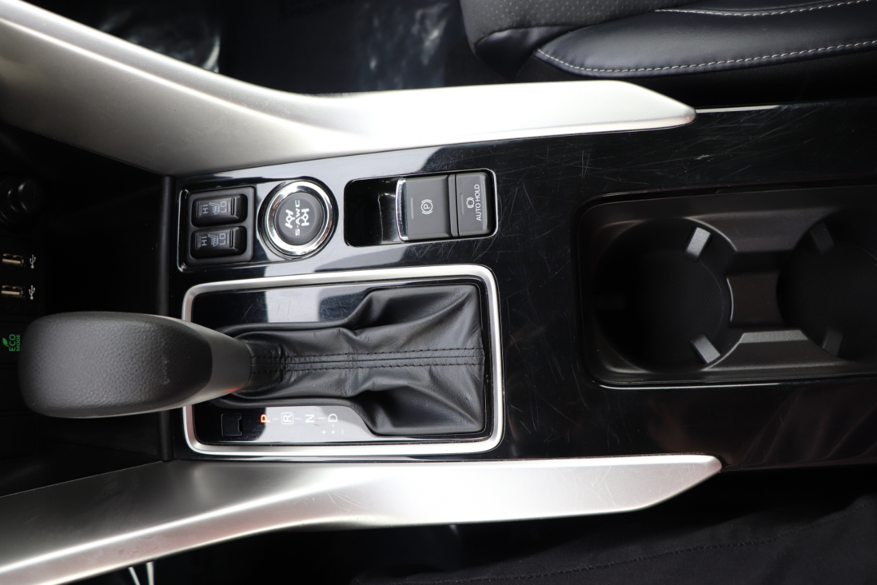 2024 Mitsubishi Eclipse Cross SE photo 33