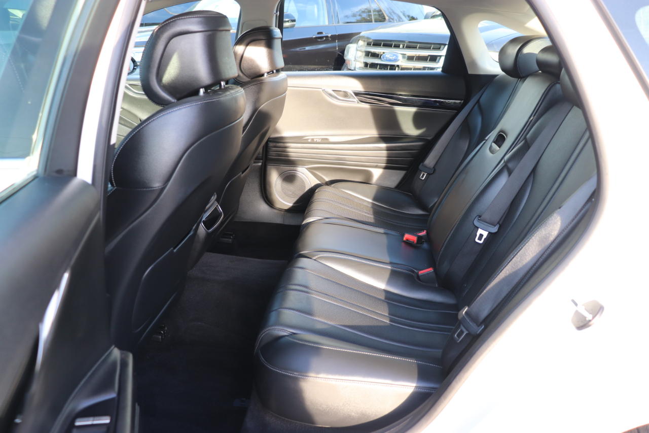 2023 Genesis G80 2.5T photo 12