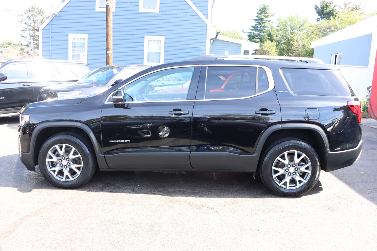 2023 Gmc Acadia SLT photo 2