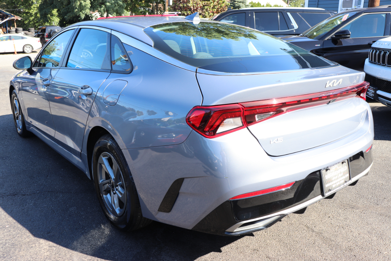 2023 Kia K5 LXS photo 3