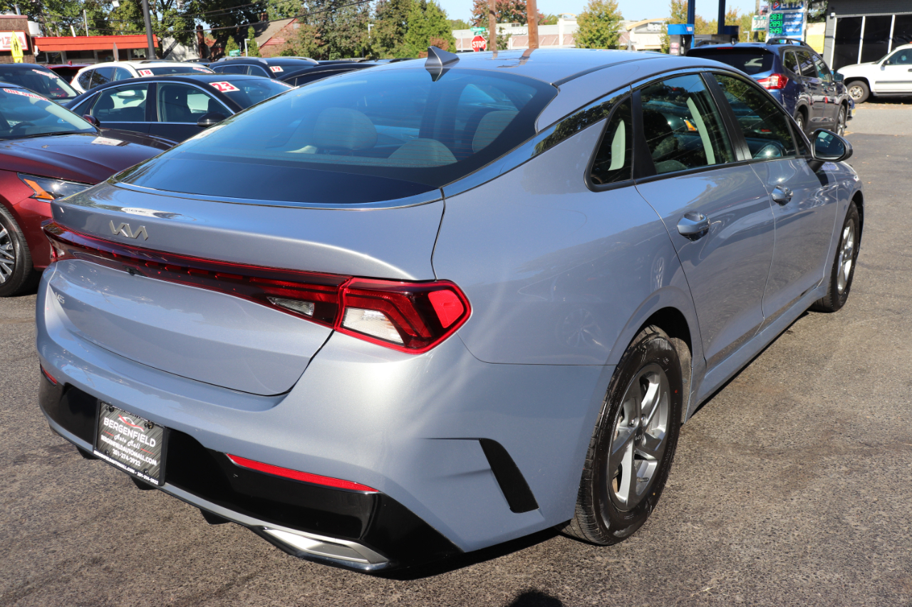 2023 Kia K5 LXS photo 5