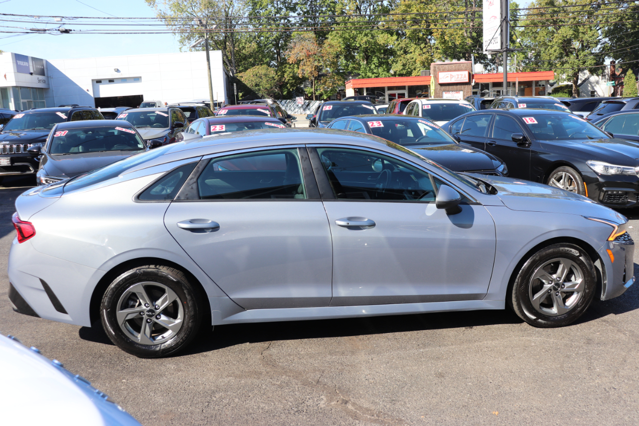2023 Kia K5 LXS photo 6