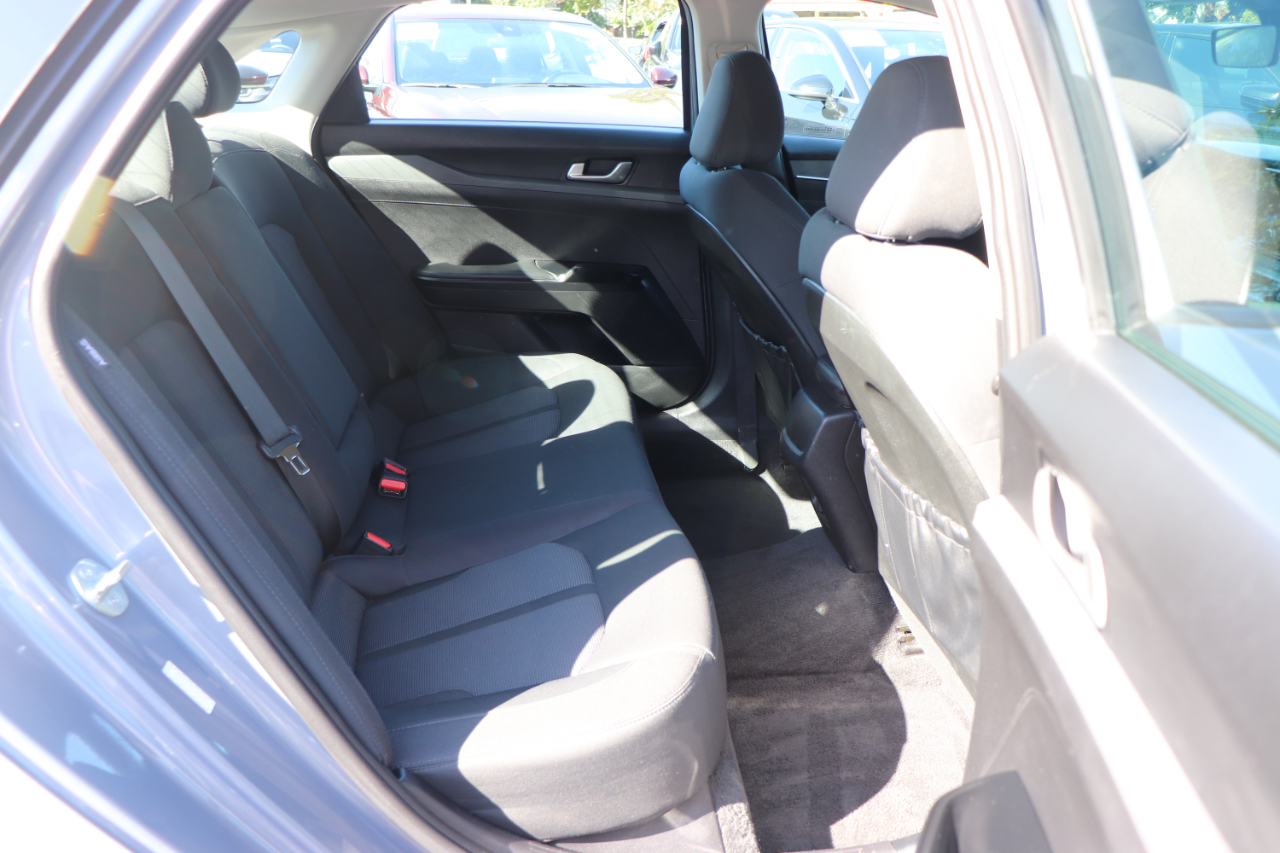 2023 Kia K5 LXS photo 13
