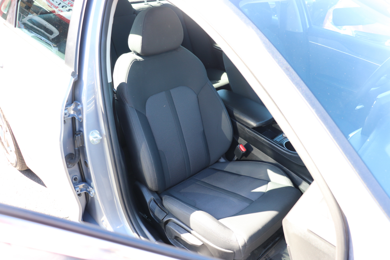 2023 Kia K5 LXS photo 14