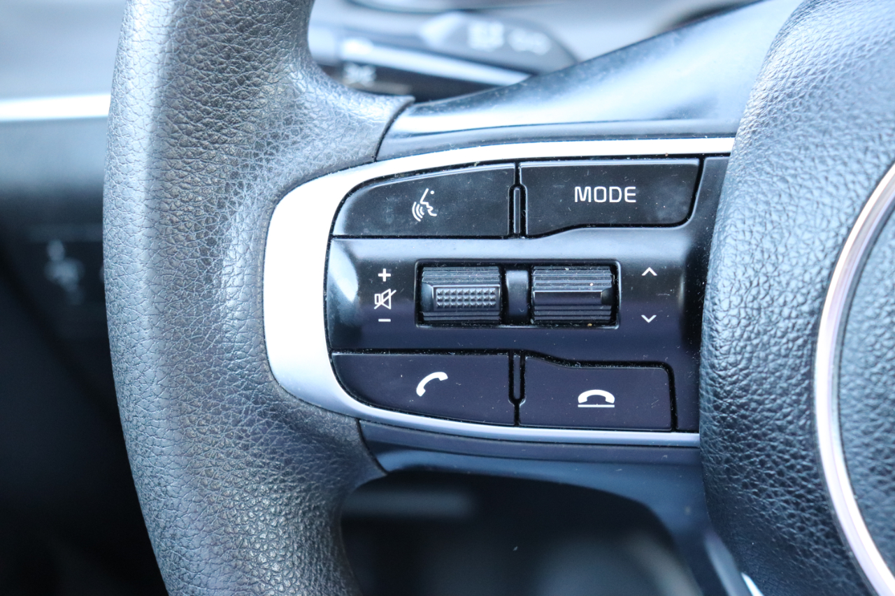 2023 Kia K5 LXS photo 28