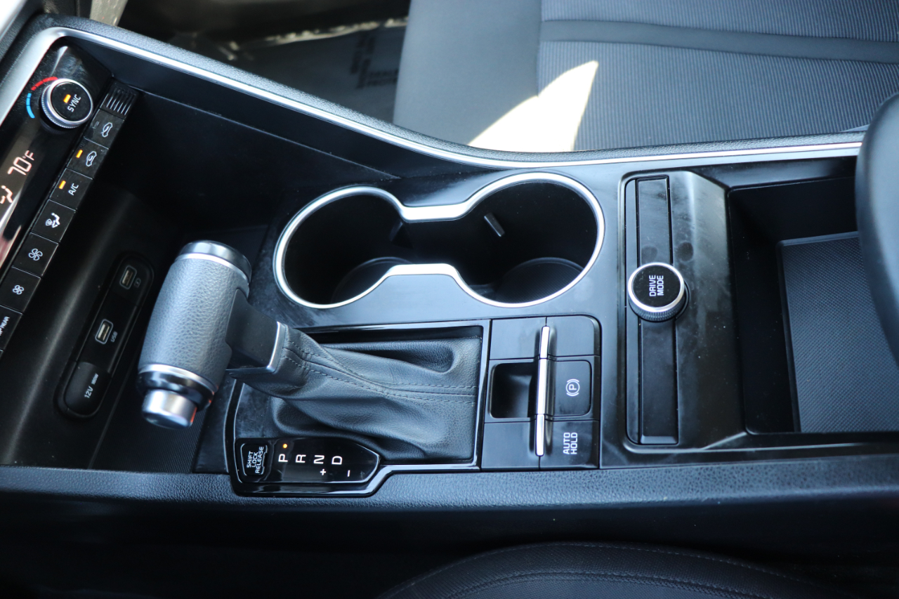 2023 Kia K5 LXS photo 37