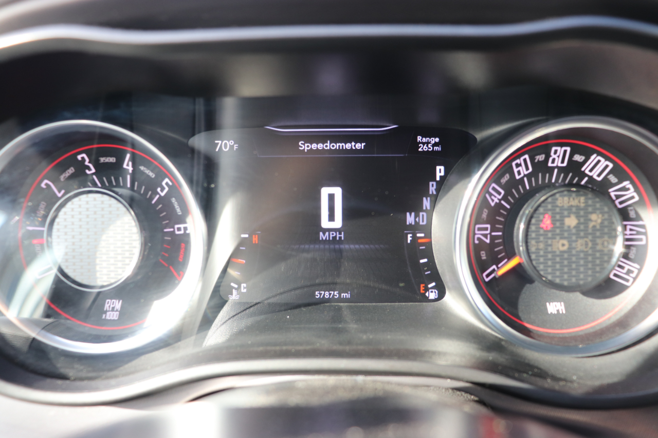 2023 Dodge Challenger SXT photo 19
