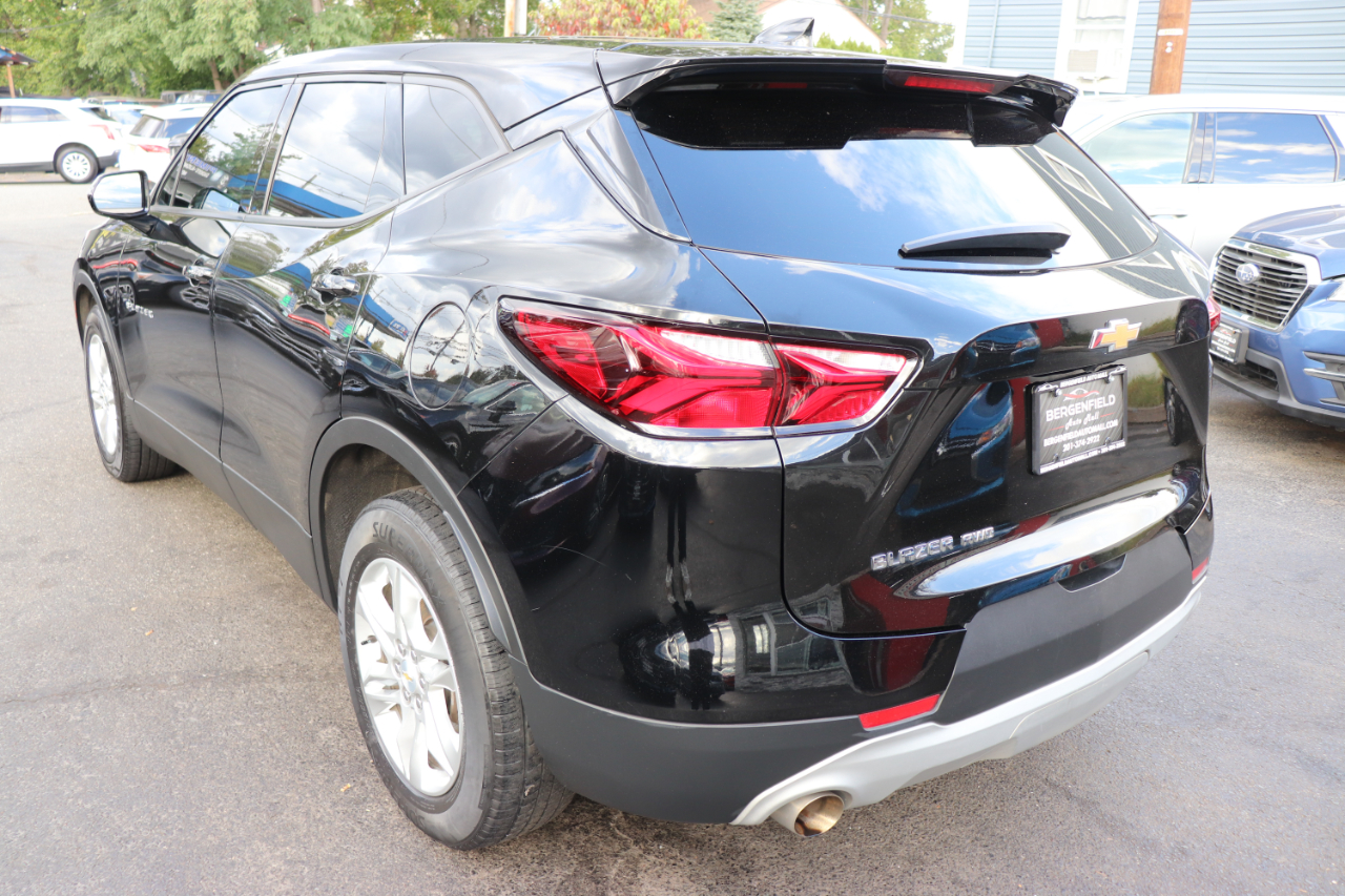 2021 Chevrolet Blazer 2LT photo 3
