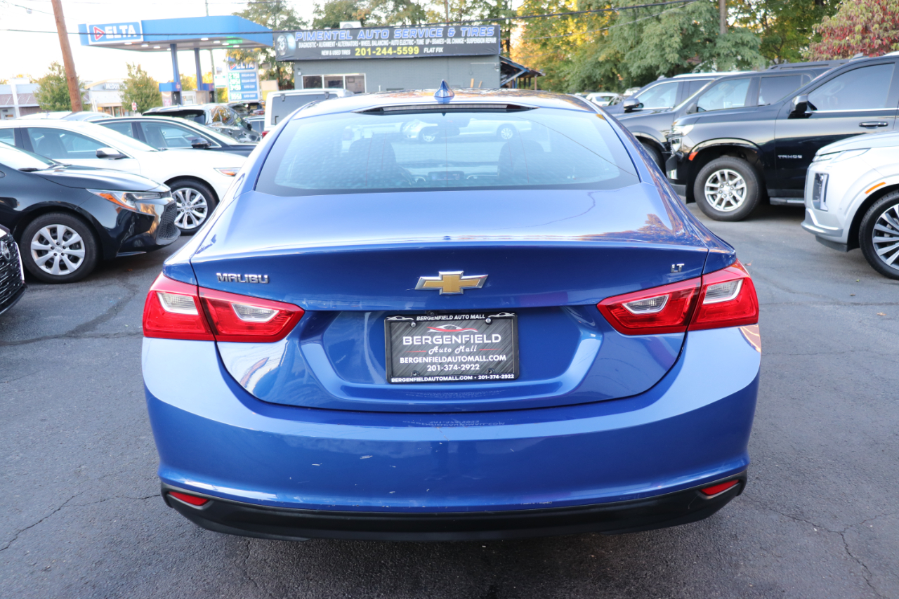 2023 Chevrolet Malibu 1LT photo 4