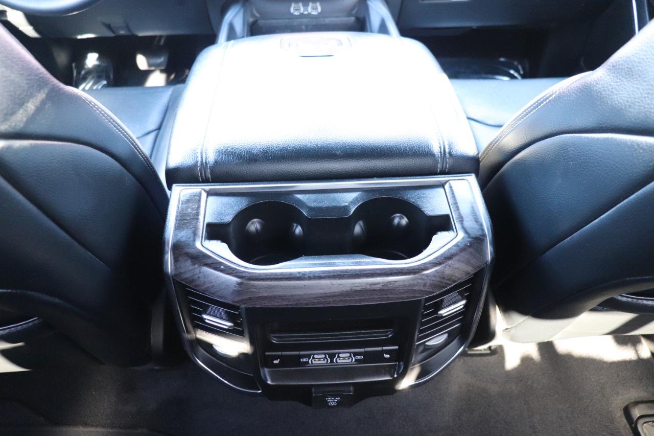 RAM 1500 Laramie 4x4 Crew Cab 5'7" Box 2025 RAM 1500 Laramie 4x4 Crew Cab 5'7" Box 2025