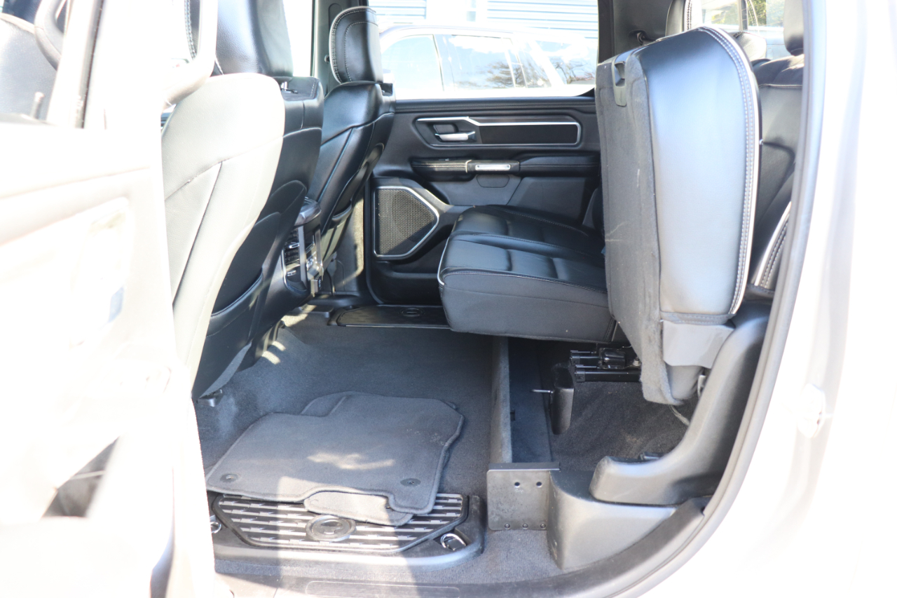 RAM 1500 Laramie 4x4 Crew Cab 5'7" Box 2025 RAM 1500 Laramie 4x4 Crew Cab 5'7" Box 2025