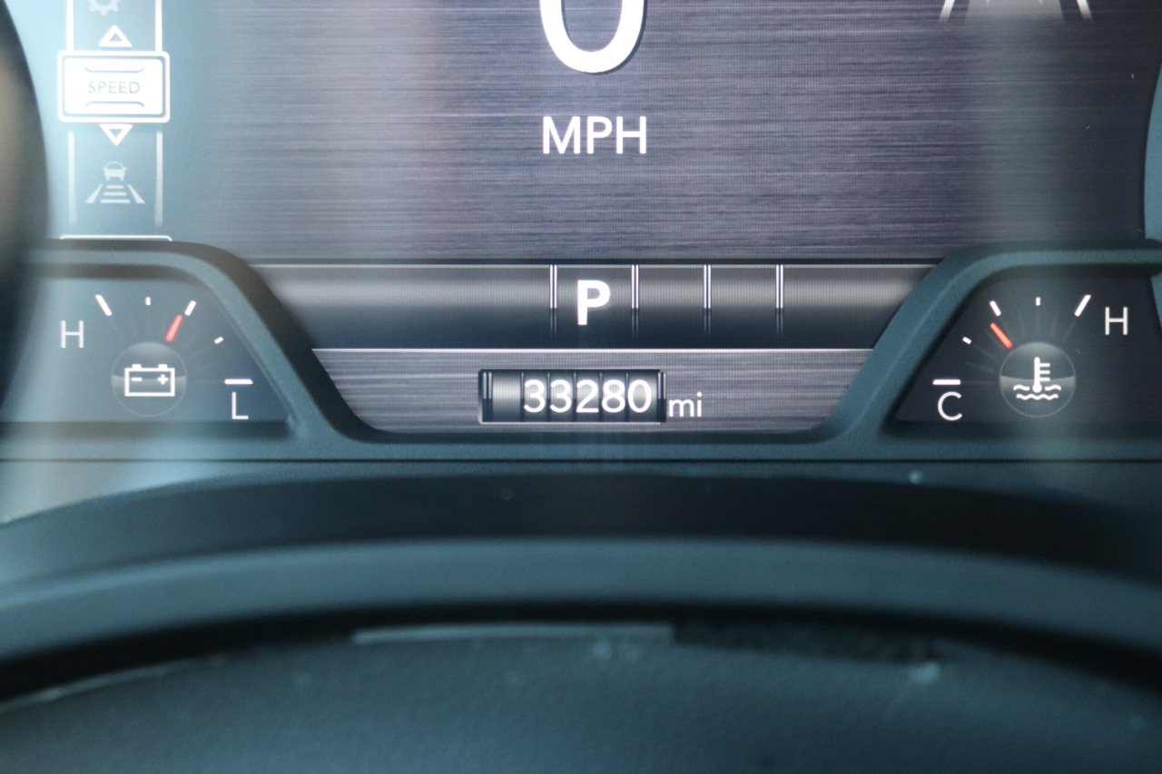 RAM 1500 Laramie 4x4 Crew Cab 5'7" Box 2025 RAM 1500 Laramie 4x4 Crew Cab 5'7" Box 2025