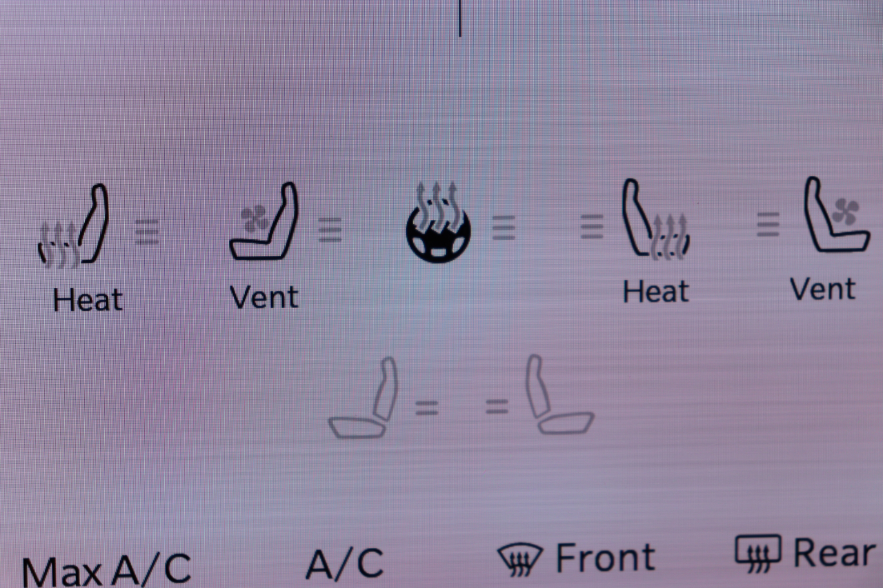 RAM 1500 Laramie 4x4 Crew Cab 5'7" Box 2025 RAM 1500 Laramie 4x4 Crew Cab 5'7" Box 2025