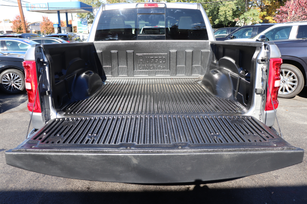 RAM 1500 Laramie 4x4 Crew Cab 5'7" Box 2025 RAM 1500 Laramie 4x4 Crew Cab 5'7" Box 2025